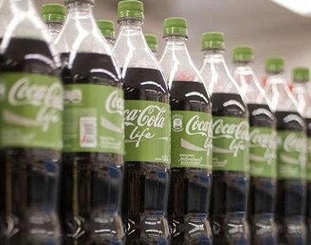 可口可樂(lè)跨界推酒精飲品，CEO預(yù)言“黑科技”將成今夏涼爽神器